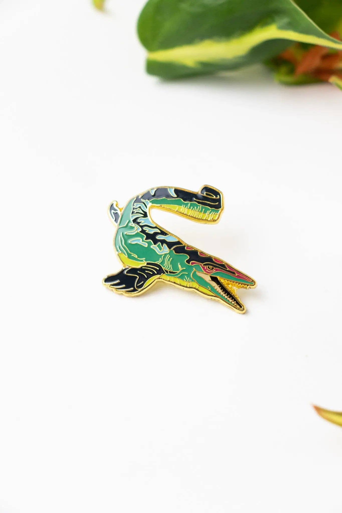 Pin - Mosasaurus Enamel Pin (Mosasaurus hoffmanni)