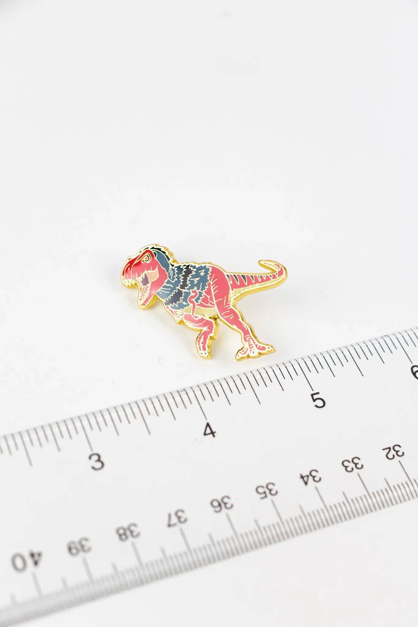 Pin - Tyrannosaurus Rex (Feathered) Enamel Pin