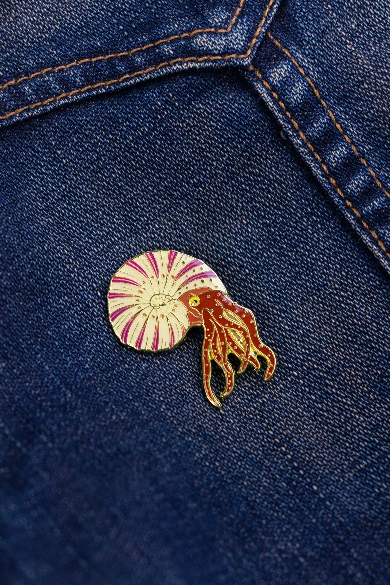 Pin - Ammonite Enamel Pin (Ammonoidea)