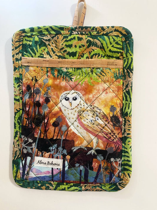 Pot Holder with Pocket - Cork & Cotton Sustainable - Woodland Owl