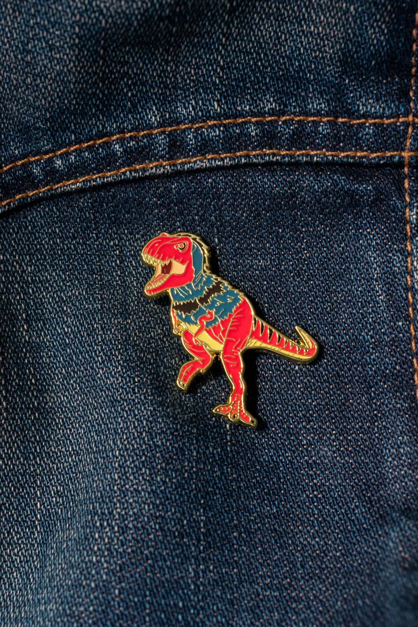 Pin - Tyrannosaurus Rex (Feathered) Enamel Pin