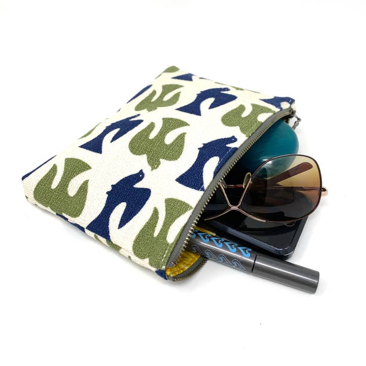 Pouch - Organic Slim Zip - Olive and Navy on the Fly