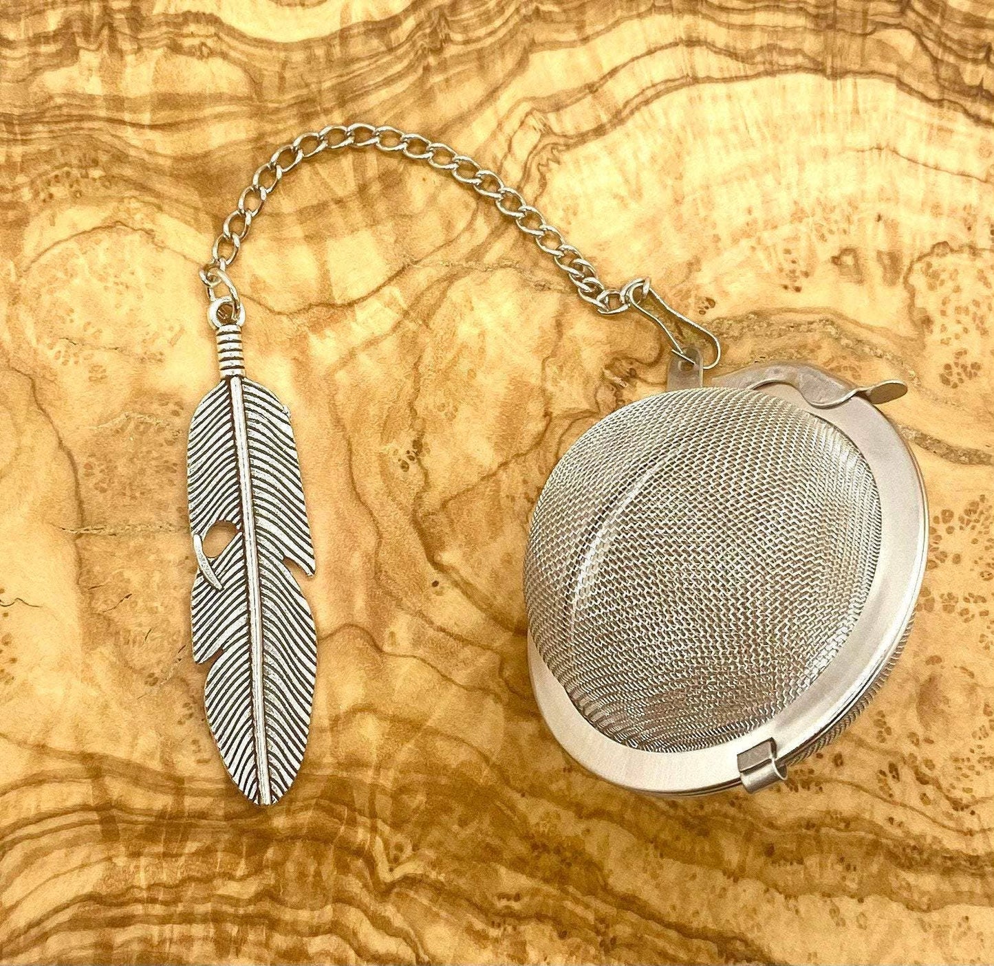 Loose Leaf Tea Infuser Ball - Feather Charm