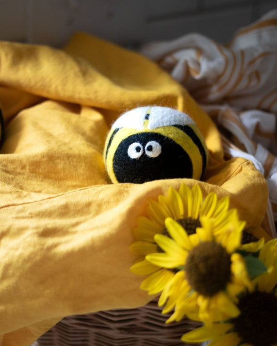 Eco-Laundry - Wool Dryer Ball - Busy Bee