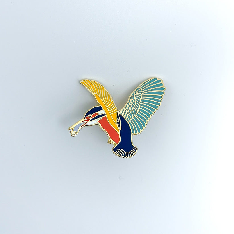 Lapel Pin - Kingfisher in Wooden Gift Box by Montrose Biology (Maker of Ecologies)